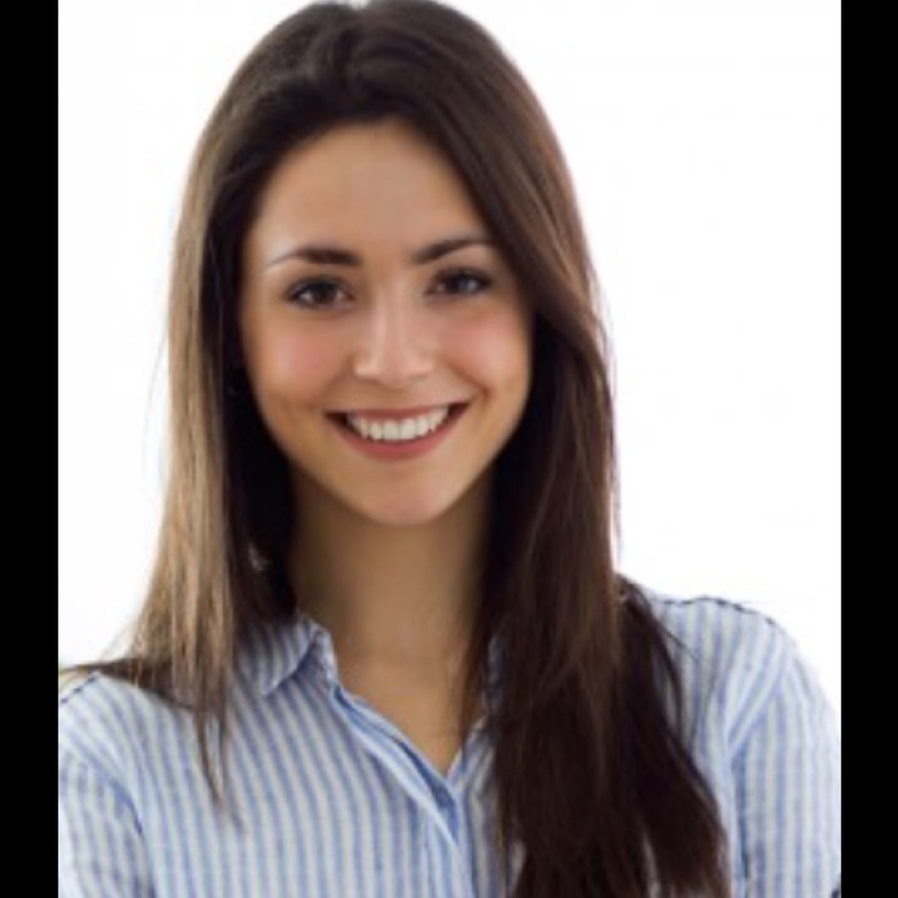 Meet your Posher, Lena